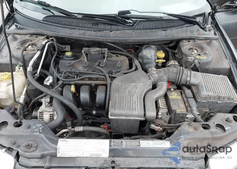 1998 Plymouth Breeze z USA, uszkodzony, nr VIN 1P3EJ46C9WN339072